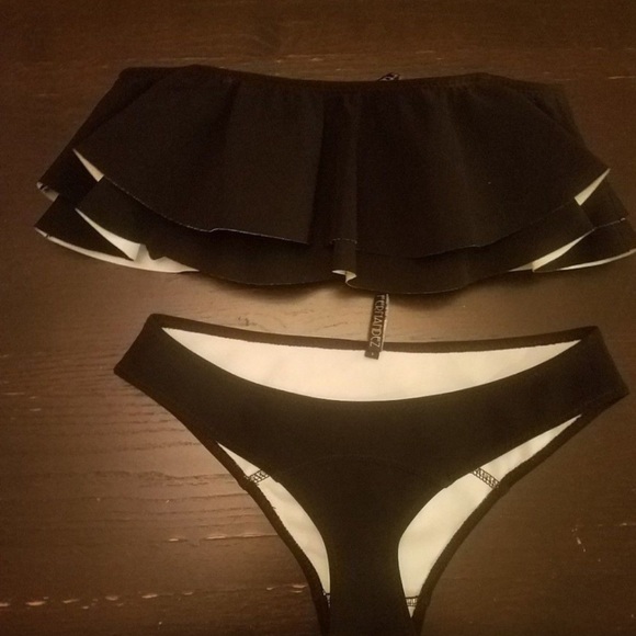 Lisa Marie Fernandez Sabine 2 piece bikini - Picture 5 of 6